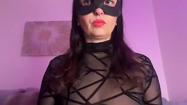 Snapshot of Serena_4you chatting on 11.16.25 Serena 4you online show from 11.16.25