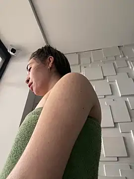 Sophie LS online show from 02.15.25