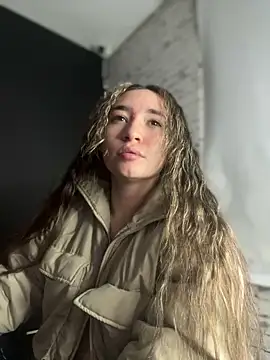 Sophie LS online show from 03.09.25