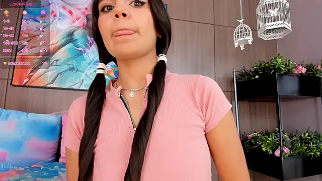 IvyEllis online show from 03.10.25