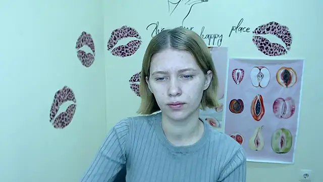 Snapshot of StellaCRL chatting on 12.07.24 StellaCRL online show from 12.07.24