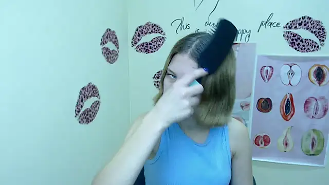 Snapshot of StellaCRL chatting on 12.07.24 StellaCRL online show from 12.07.24