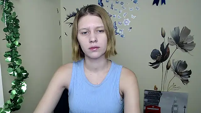 Snapshot of StellaCRL chatting on 12.23.24 StellaCRL online show from 12.23.24