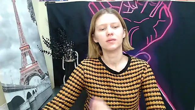 Snapshot of StellaCRL chatting on 01.09.25 StellaCRL online show from 01.09.25