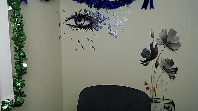 Snapshot of StellaCRL chatting on 02.25.25 StellaCRL online show from 02.25.25