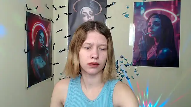 Snapshot of StellaCRL chatting on 02.28.25 StellaCRL online show from 02.28.25