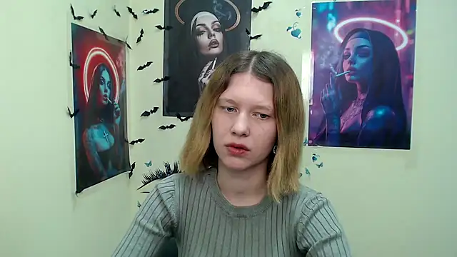 Snapshot of StellaCRL chatting on 03.08.25 StellaCRL online show from 03.08.25