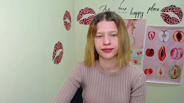 Snapshot of StellaCRL chatting on 03.14.25 StellaCRL online show from 03.14.25