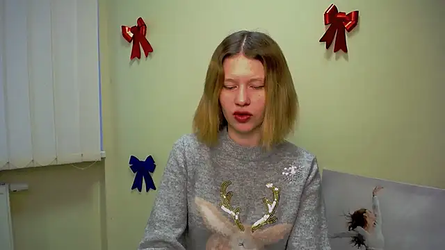 Snapshot of StellaCRL chatting on 03.18.25 StellaCRL online show from 03.18.25