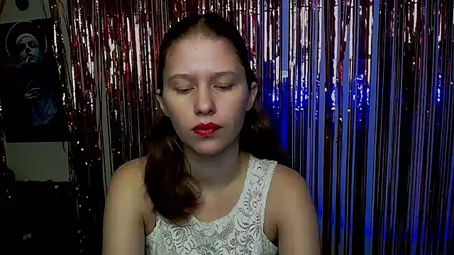 Snapshot of StellaCRL chatting on 12.04.25 StellaCRL online show from 12.04.25