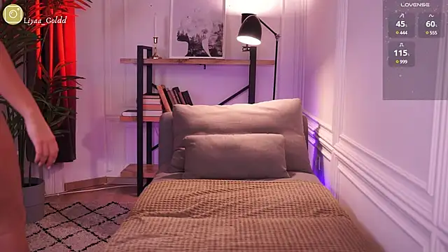 Snapshot of Liya_Gold_ chatting on 01.11.25 Liya Gold online show from 01.11.25