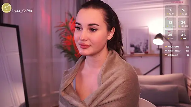 Snapshot of Liya_Gold_ chatting on 03.19.25 Liya Gold online show from 03.19.25