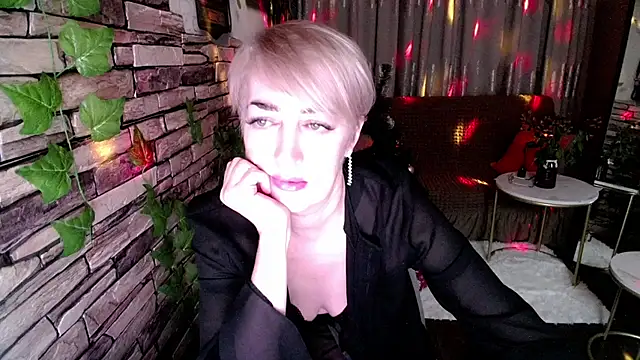 Hot Girl87 online show from 12.19.24