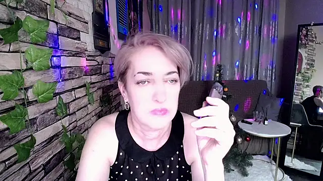 Hot Girl87 online show from 01.09.25