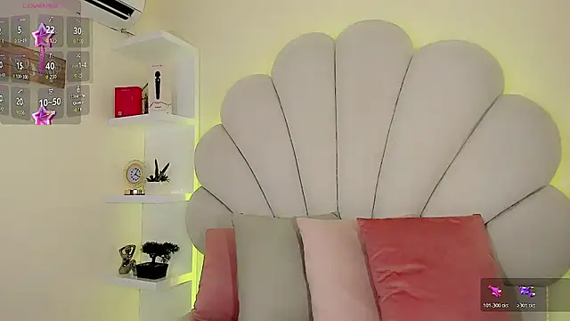 Snapshot of CandyJoselyn chatting on 04.17.26 CandyJoselyn online show from 04.17.26