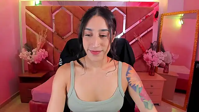 Snapshot of Eimy_Sexy_ chatting on 07.28.26 Eimy Sexy online show from 07.28.26