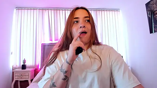 Valentina Se online show from 12.17.24