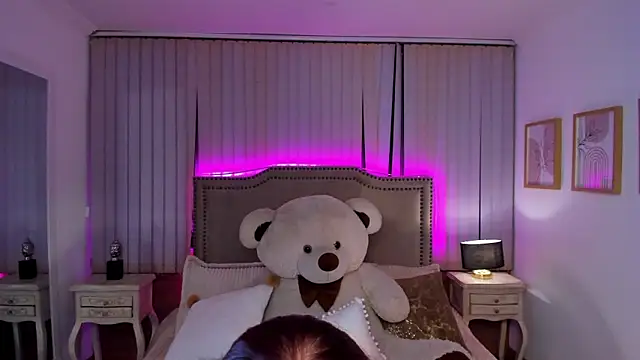 Valentina Se online show from 01.31.25