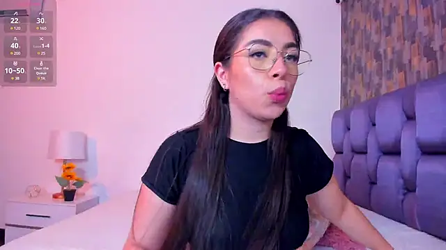 Snapshot of IsabellaAnngel chatting on 02.28.25 IsabellaAnngel online show from 02.28.25