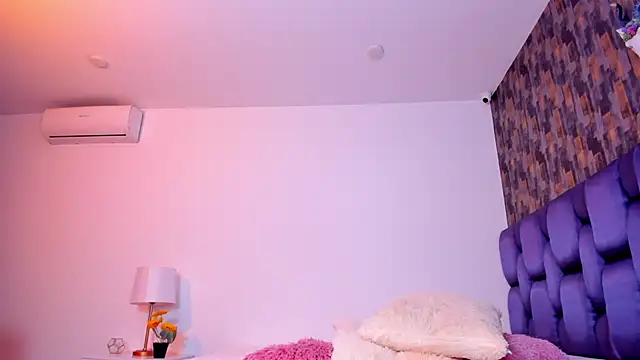 Snapshot of IsabellaAnngel chatting on 03.21.25 IsabellaAnngel online show from 03.21.25