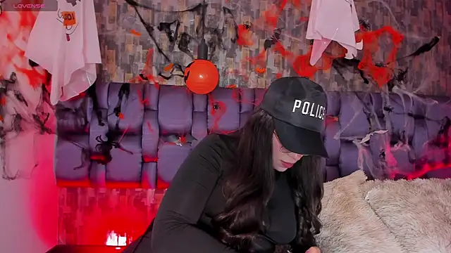 Snapshot of IsabellaAnngel chatting on 10.30.25 IsabellaAnngel online show from 10.30.25