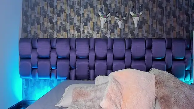 Snapshot of IsabellaAnngel chatting on 11.12.25 IsabellaAnngel online show from 11.12.25