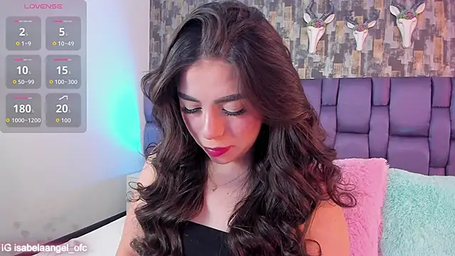 Snapshot of IsabellaAnngel chatting on 12.02.25 IsabellaAnngel online show from 12.02.25