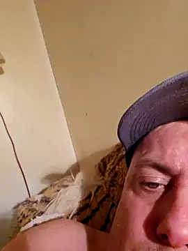 HeteroHotGuy1 online show from 02.21.25