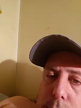 HeteroHotGuy1 online show from 03.13.25