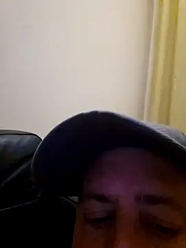 HeteroHotGuy1 online show from 09.09.25