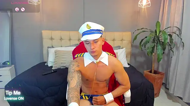 Snapshot of Damian23__ chatting on 10.22.25 Damian23 online show from 10.22.25