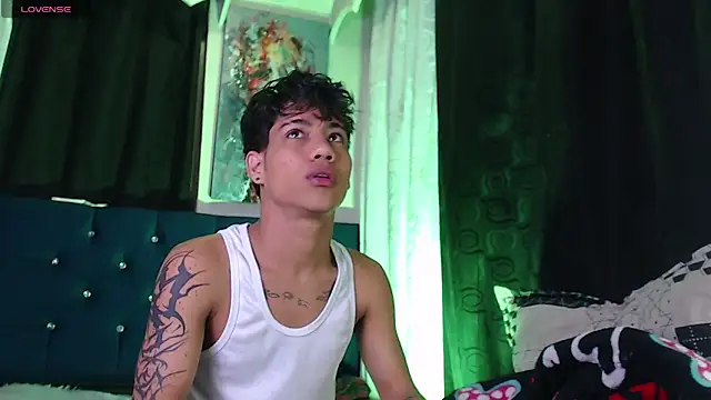 Sexys Boys Hot1 online show from 01.15.26