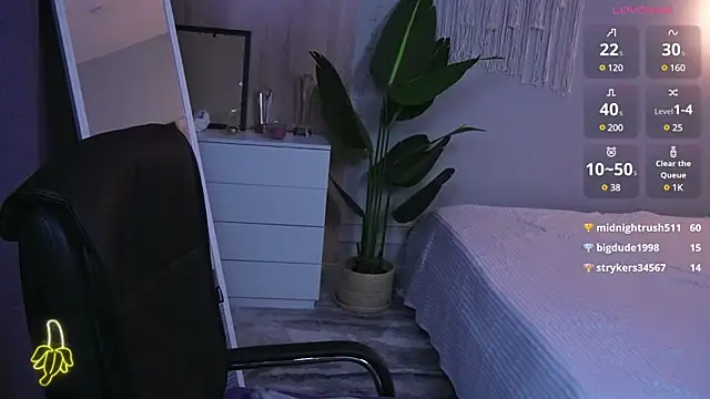 Snapshot of Eva_Conors_ chatting on 03.10.25 Eva Conors  online show from 03.10.25