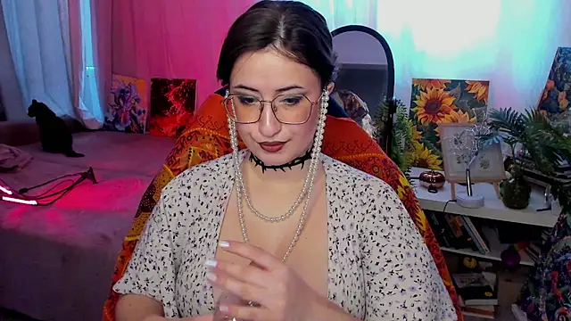 annallurings online show from 04.19.26