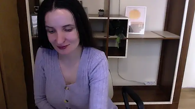 LaimaV  online show from 04.22.26