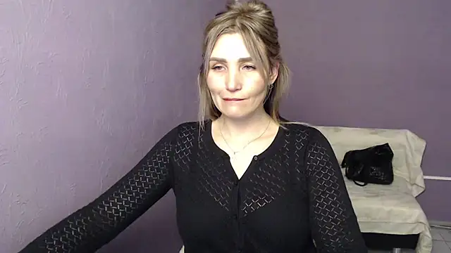 Snapshot of _sexy_lady chatting on 10.21.25 sexy lady online show from 10.21.25