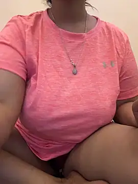 Snapshot of maskinamy chatting on 12.28.24 maskinamy online show from 12.28.24