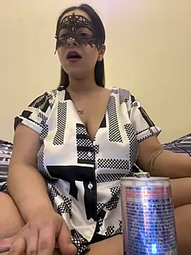 Snapshot of maskinamy chatting on 01.19.25 maskinamy online show from 01.19.25