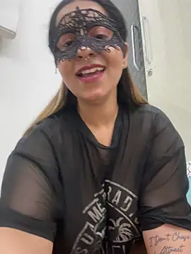 Snapshot of maskinamy chatting on 02.27.25 maskinamy online show from 02.27.25