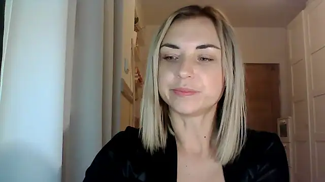 Snapshot of ashley_xlove chatting on 12.04.24 ashley xlove online show from 12.04.24