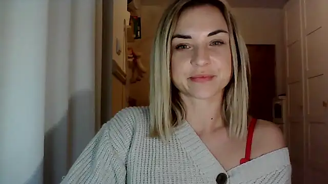 Snapshot of ashley_xlove chatting on 12.16.24 ashley xlove online show from 12.16.24