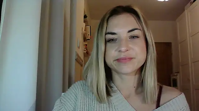 Snapshot of ashley_xlove chatting on 01.07.25 ashley xlove online show from 01.07.25