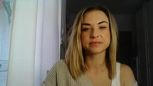 Snapshot of ashley_xlove chatting on 02.13.25 ashley xlove online show from 02.13.25