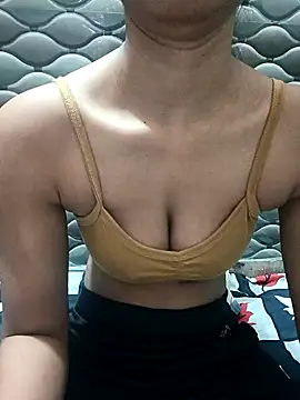 Rajni-Mehra online show from 12.02.25