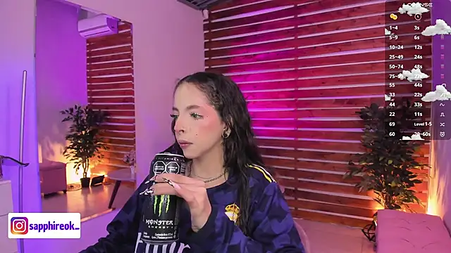 Snapshot of Sapphire_Venuss chatting on 11.14.25 Sapphire Venuss online show from 11.14.25