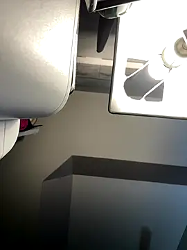 Snapshot of Watson4U chatting on 11.21.25 Watson4U online show from 11.21.25