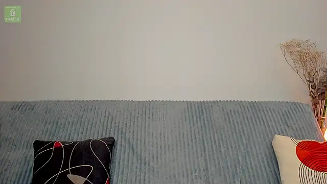 erika hoiree online show from 12.03.24