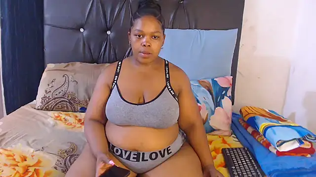 BigbootyNickyx online show from 01.18.26