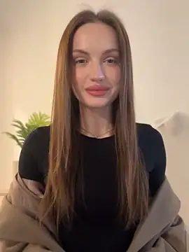 Snapshot of Molly_Muer chatting on 01.16.25 Molly Muer online show from 01.16.25