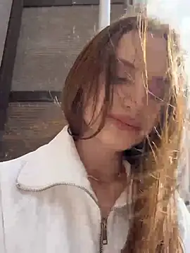 Snapshot of Molly_Muer chatting on 03.14.25 Molly Muer online show from 03.14.25